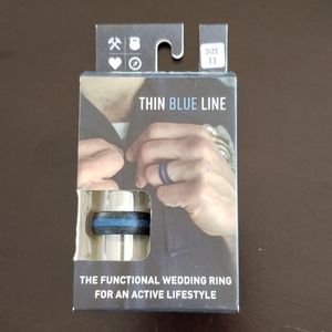 Qalo silicone Thin Blue Line ring